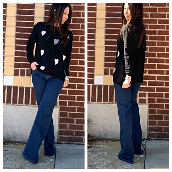 ✨LAST ONE ✨PARIS white Heart sweater - Picture 7 of 8